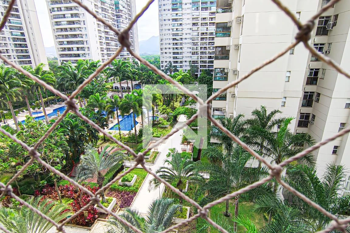 Apartamento mobiliado com 2 quartos e varanda com churrasqueira — photo 11