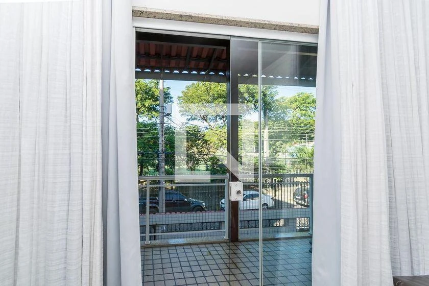 Casa de 400 m² com 4 suítes e 6 banheiros — photo 41