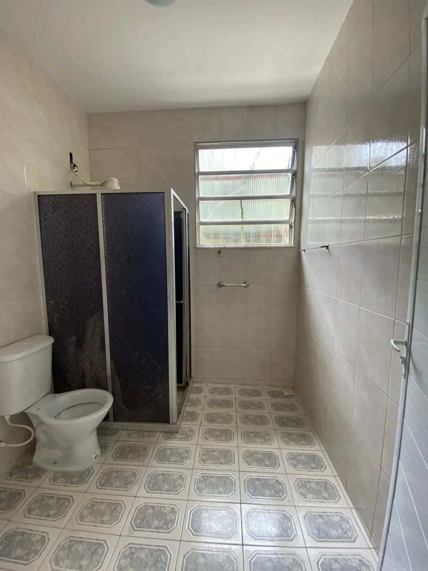 Casa sin muebles con 2 dormitorios y balcón — photo 24