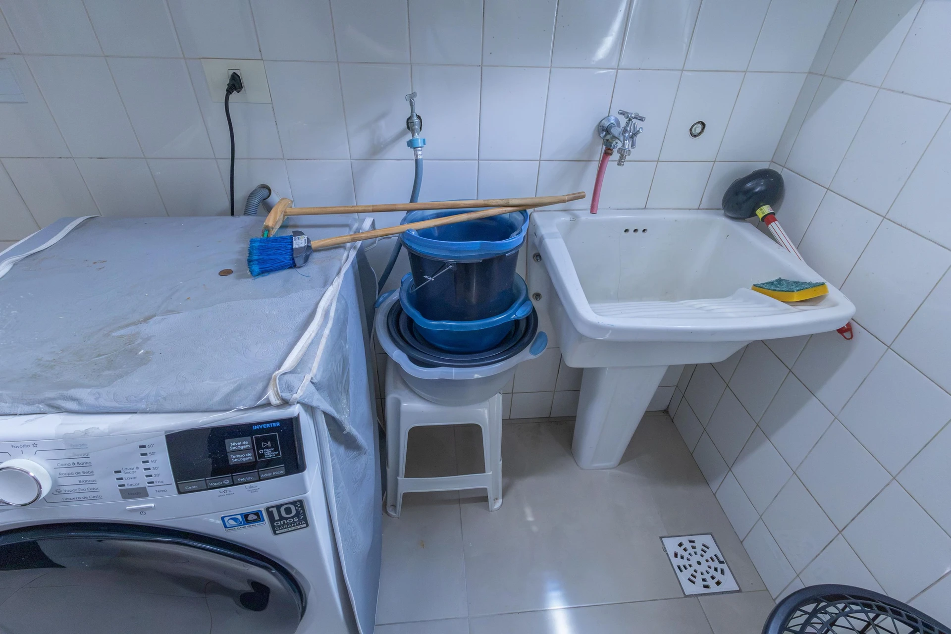Bathtub in a 3-bedroom house, 180 m² — photo 4
