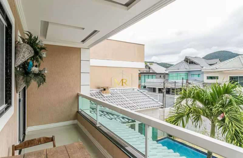 Furnished triplex house with 4 suites and 288 m² — photo 14