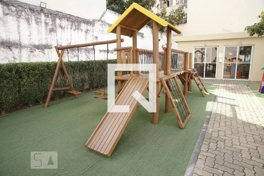 Apartamento de 2 quartos em condomínio com piscina — photo 32