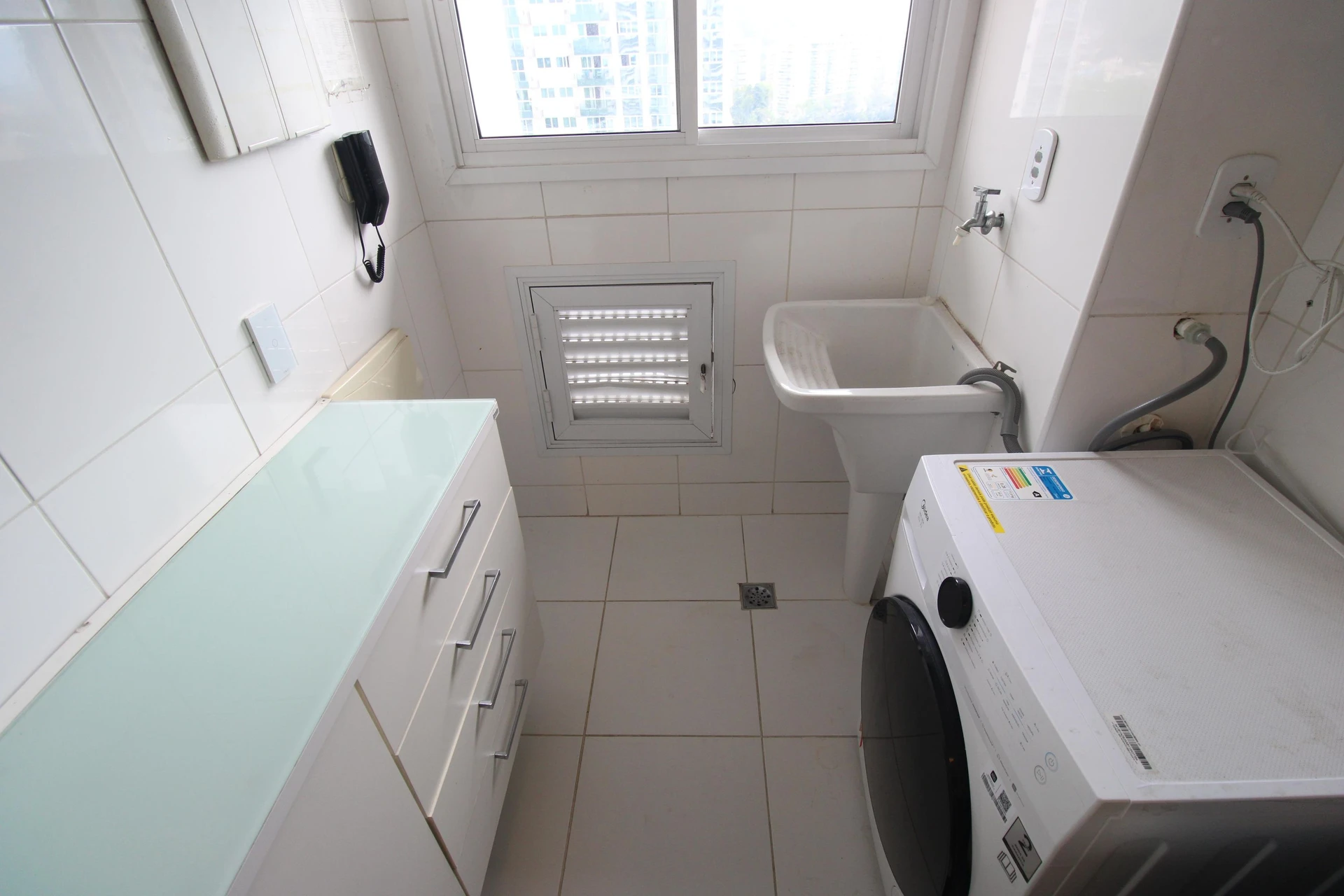 3-bedroom apartment in a building with a sauna — photo 47