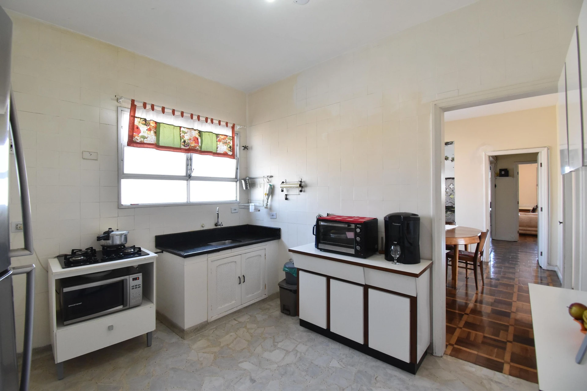 Bañera y 3 dormitorios: departamento de 219 m² — photo 10