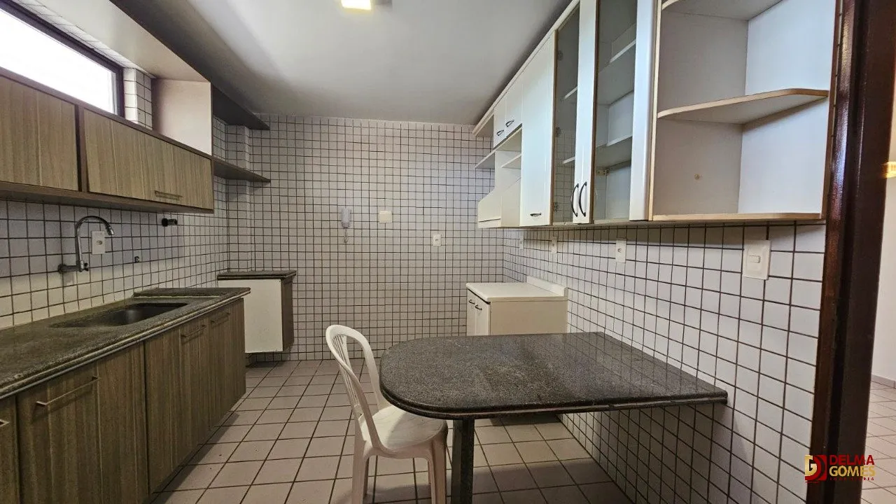 3-bedroom apartment, 1 with its own bathroom, 128 m² — photo 15