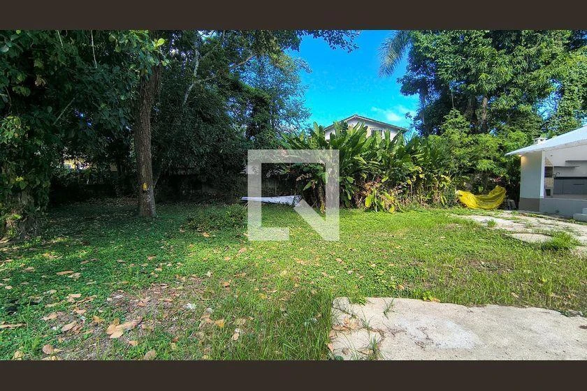 Casa com 3 quartos e 1230 m², pisos em cerâmica — photo 21