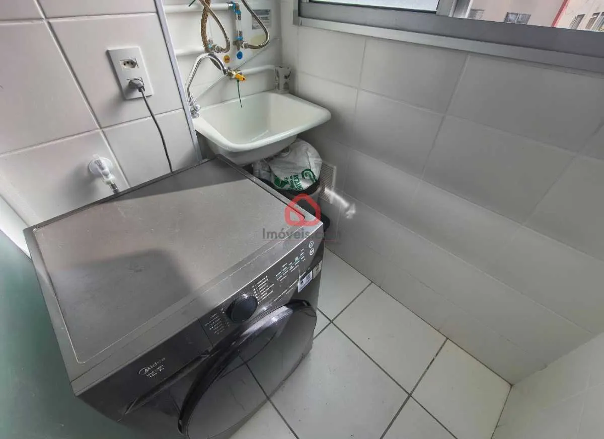 Washing machine in a 2-bedroom apartment, 45 m² — photo 11