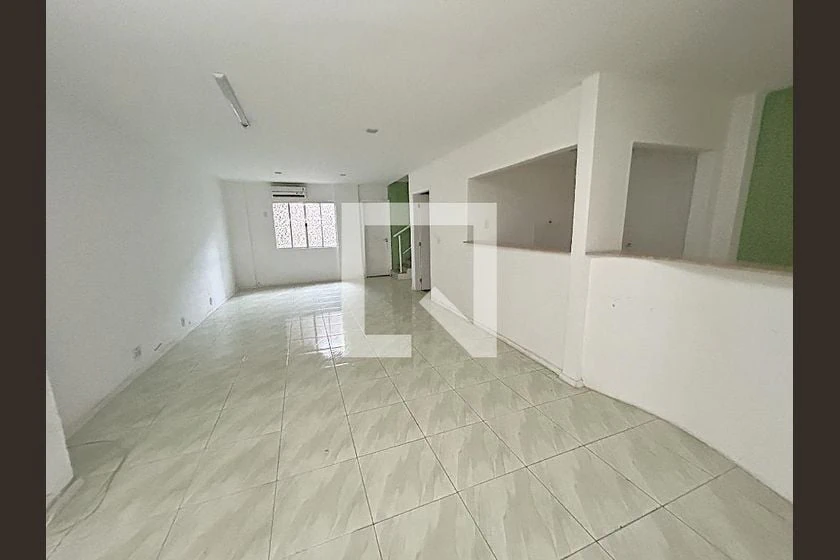 Casa para alugar sem mobília com 4 quartos e 1 banheiro — photo 4