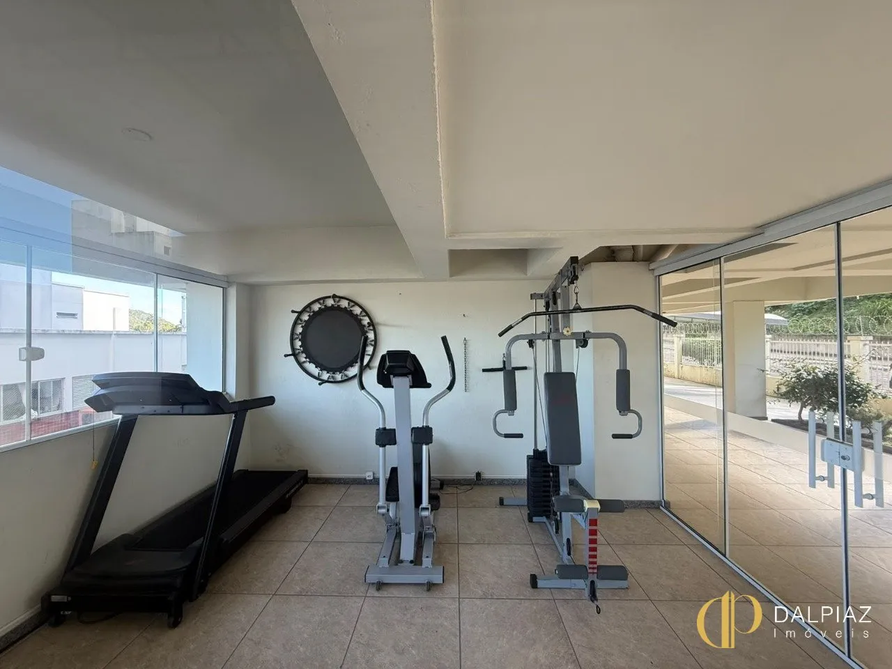 One-bedroom, 50 m² apartment in Florianópolis — photo 14