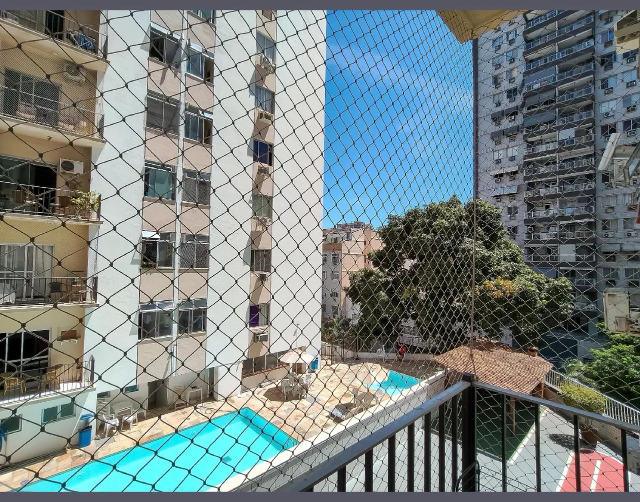 68 m² apartment with a home office and a washing machine — photo 15