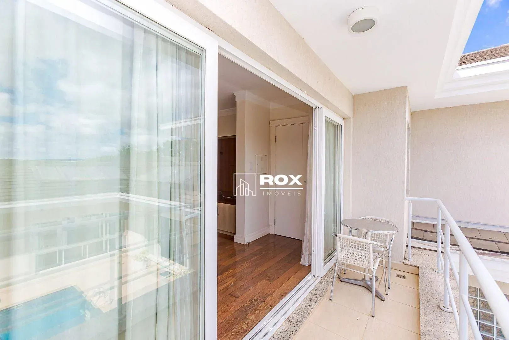 Unfurnished 598 m² house with 6 parking spaces — photo 33