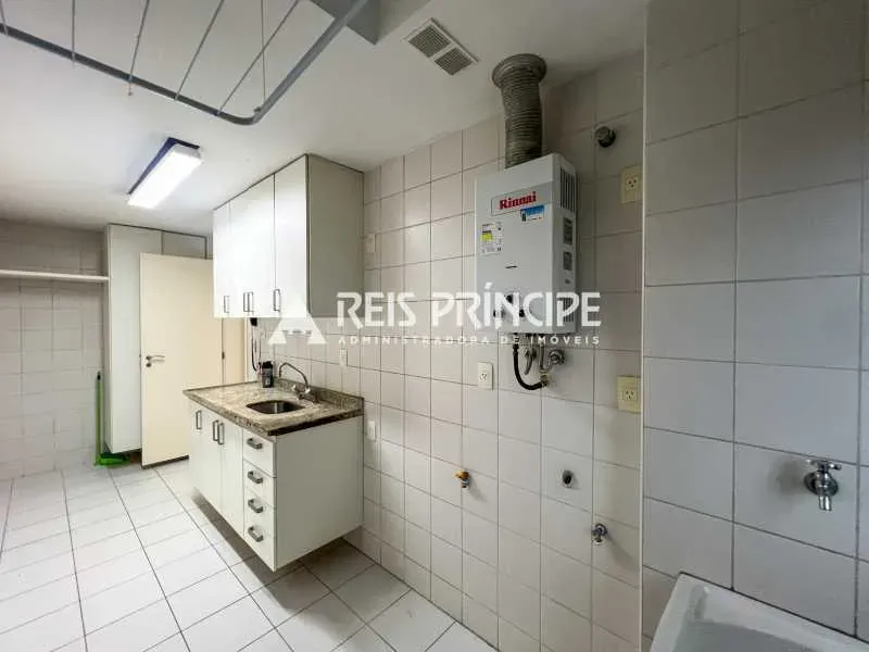 2-bedroom apartment with 1 en-suite and balcony — photo 22
