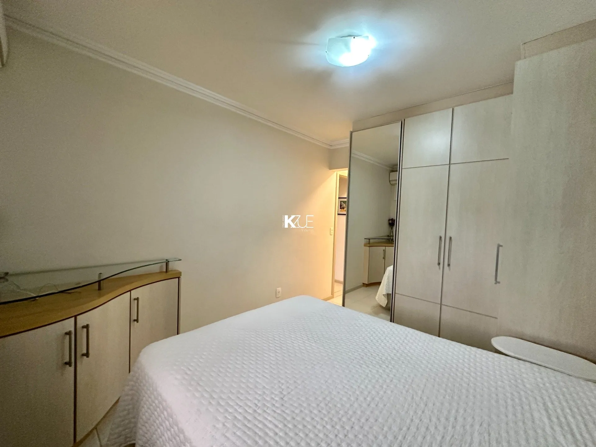 Furnished 2-bedroom apartment with suite and 89 m² — photo 22