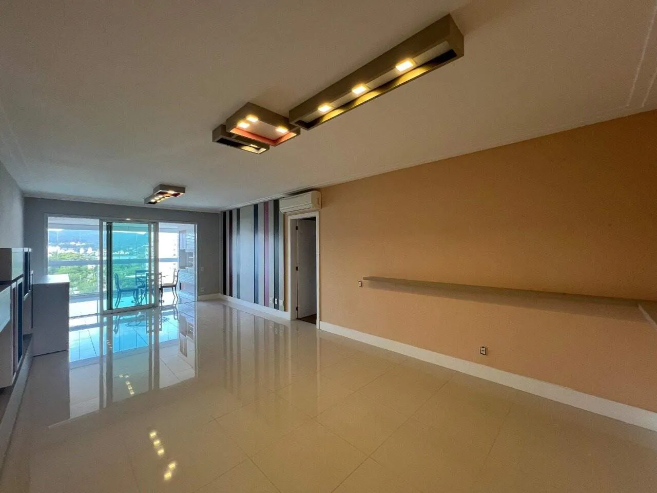 Apartamento amueblado de 3 suites con 172 m² en el 12º piso — photo 16