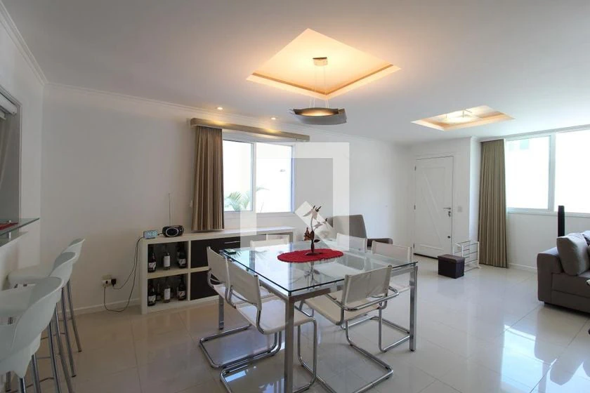 Casa em condomínio para aluguel com 5 quartos e 375 m² — photo 3