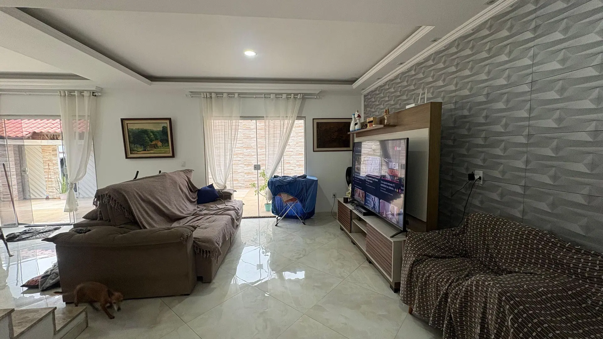 4-bedroom house with a glass-enclosed balcony — photo 80