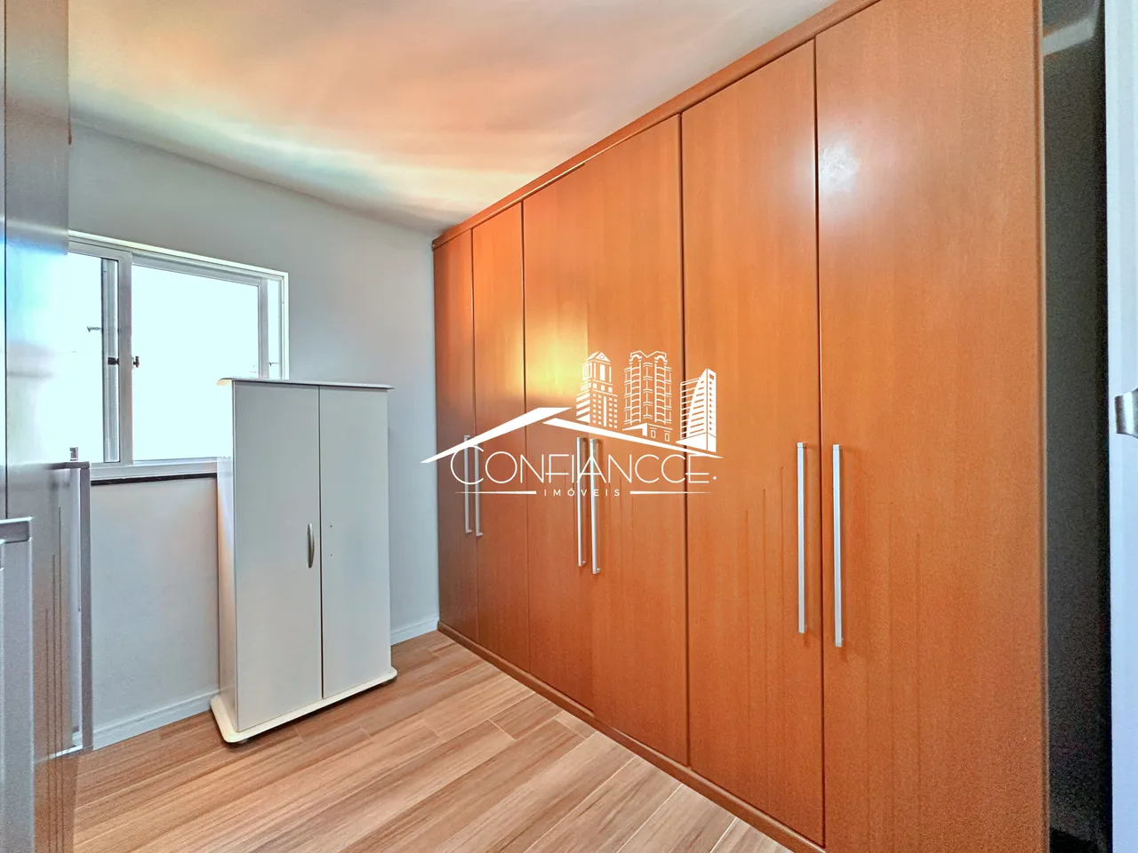 House with 4 bedrooms, 3 bathrooms and 6 parking — photo 16