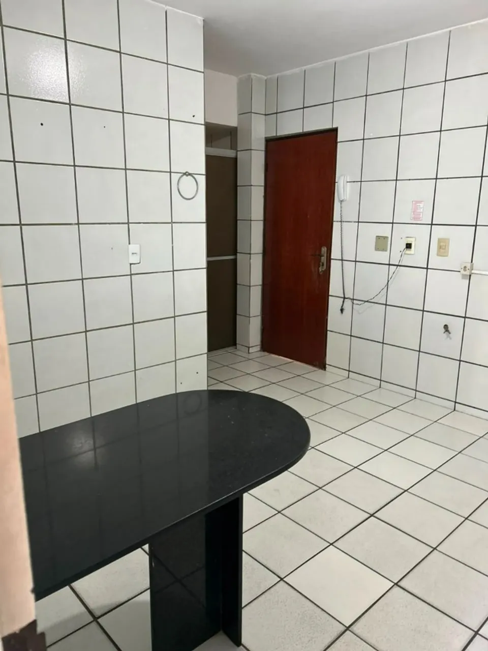 Apartamento para locação com 4 quartos e 2 suítes