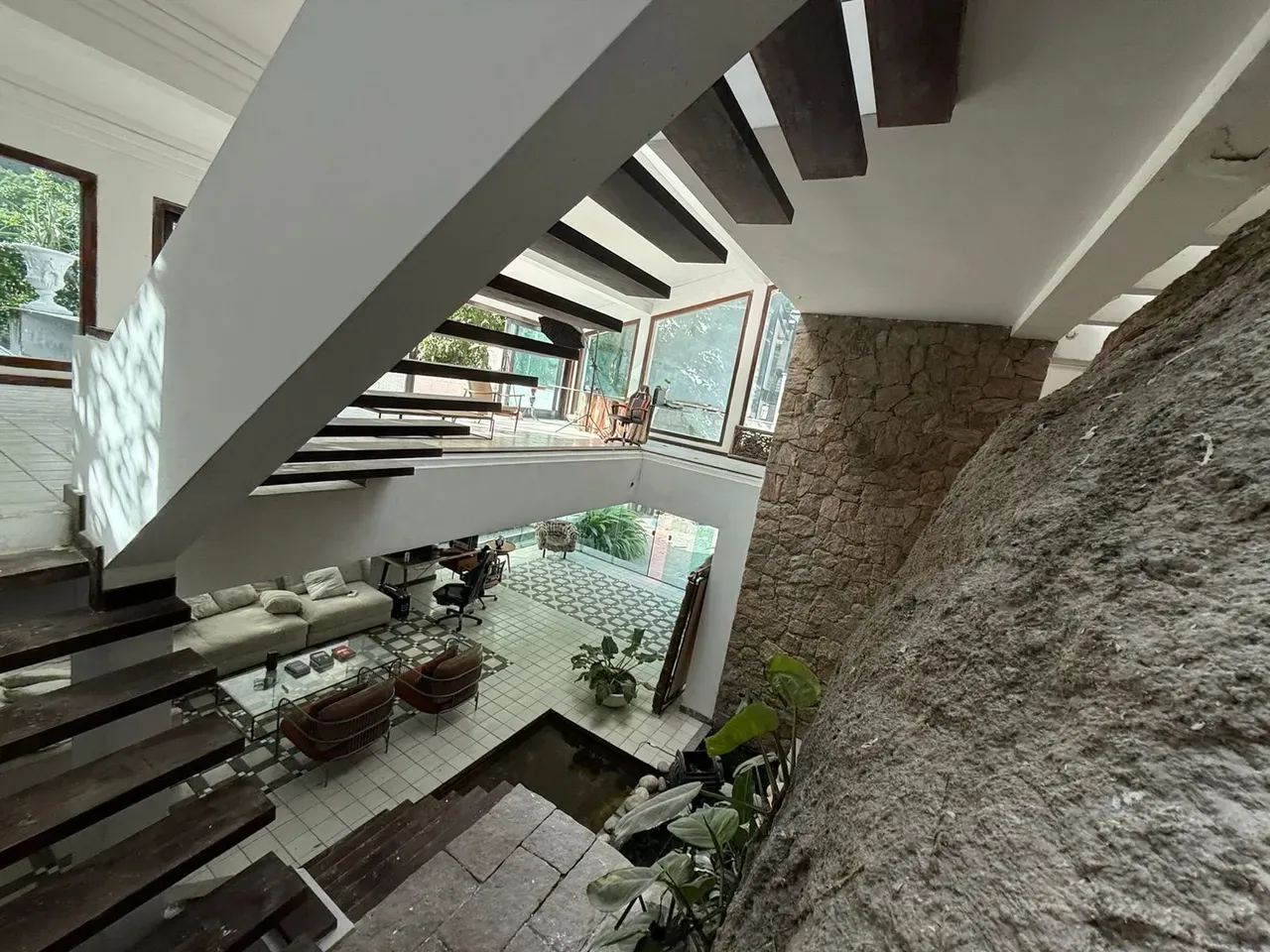 Будинок 840 м² з панорамними вікнами та видом на гори — photo 6