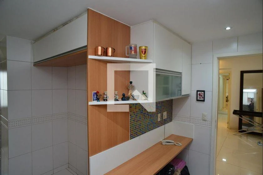 3-bedroom apartment with a water view — photo 12