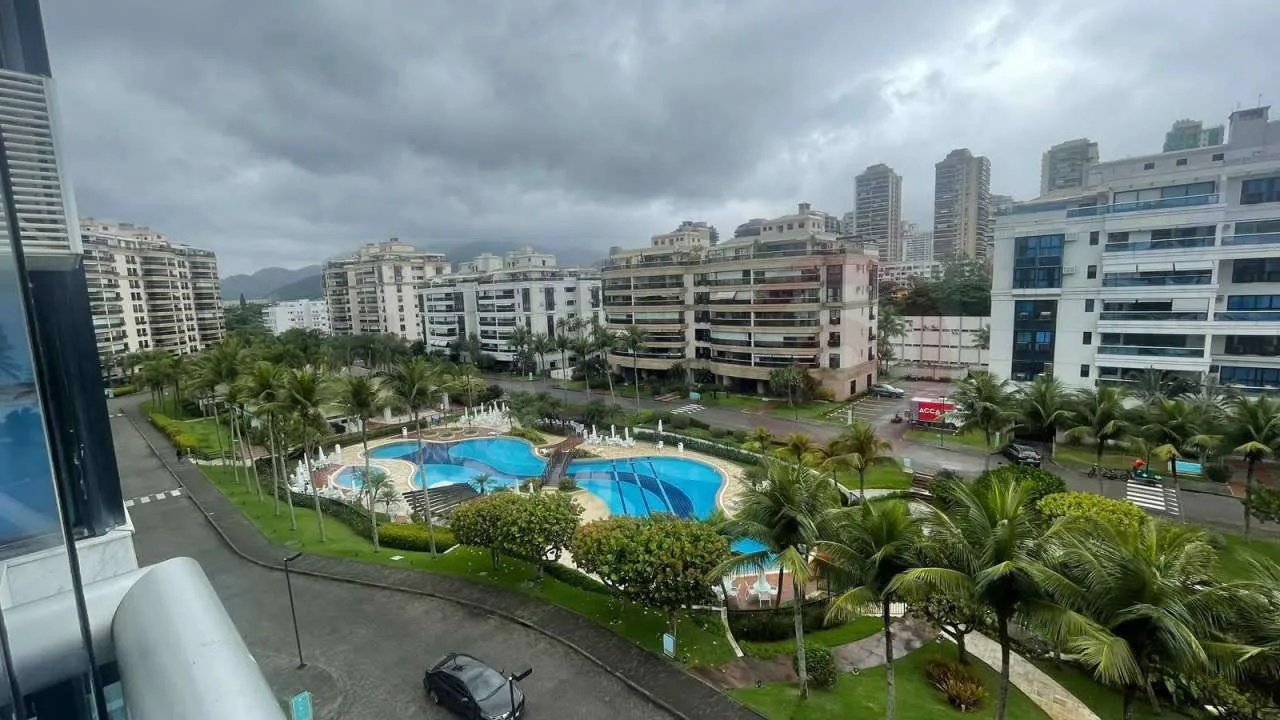 Вид на воду и 4 спальни: квартира 156 м² — photo 28