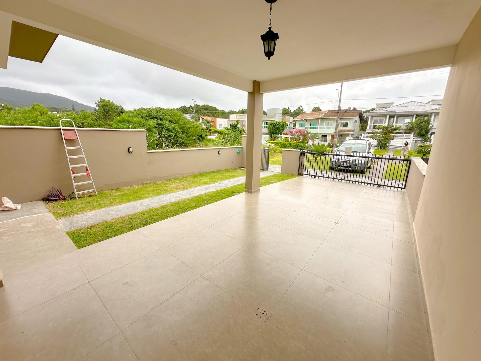 Garden in a 4-bedroom house, 194 m² — photo 60