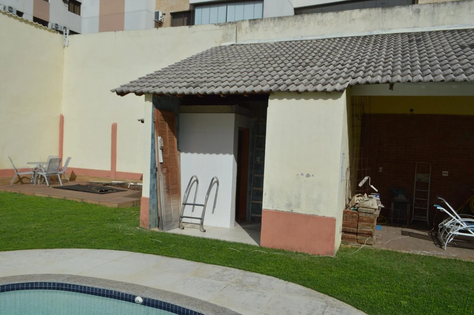 House, 362 m², with a jacuzzi — photo 20