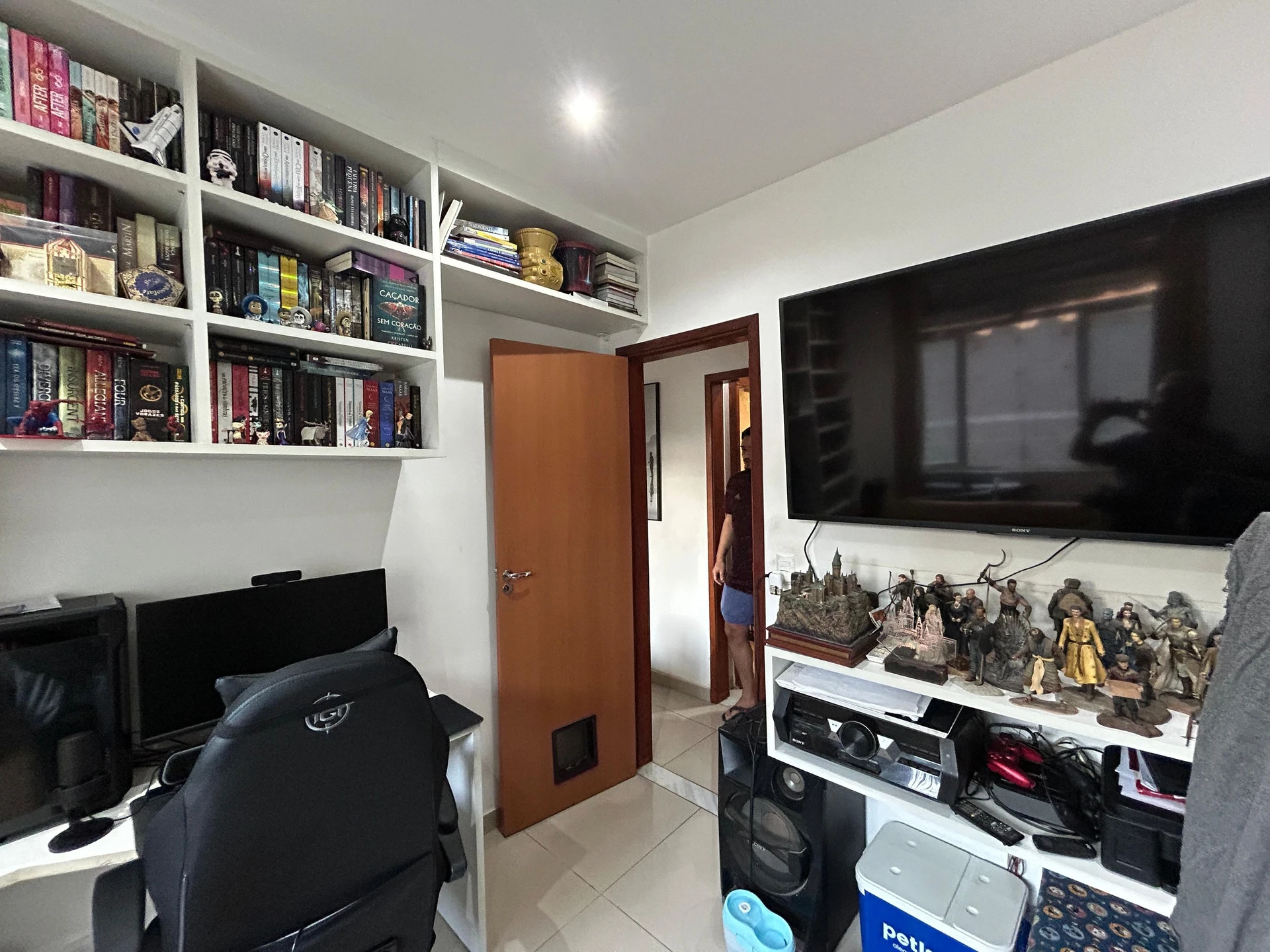 Furnished apartment with 2 bedrooms and 1 en-suite — photo 13