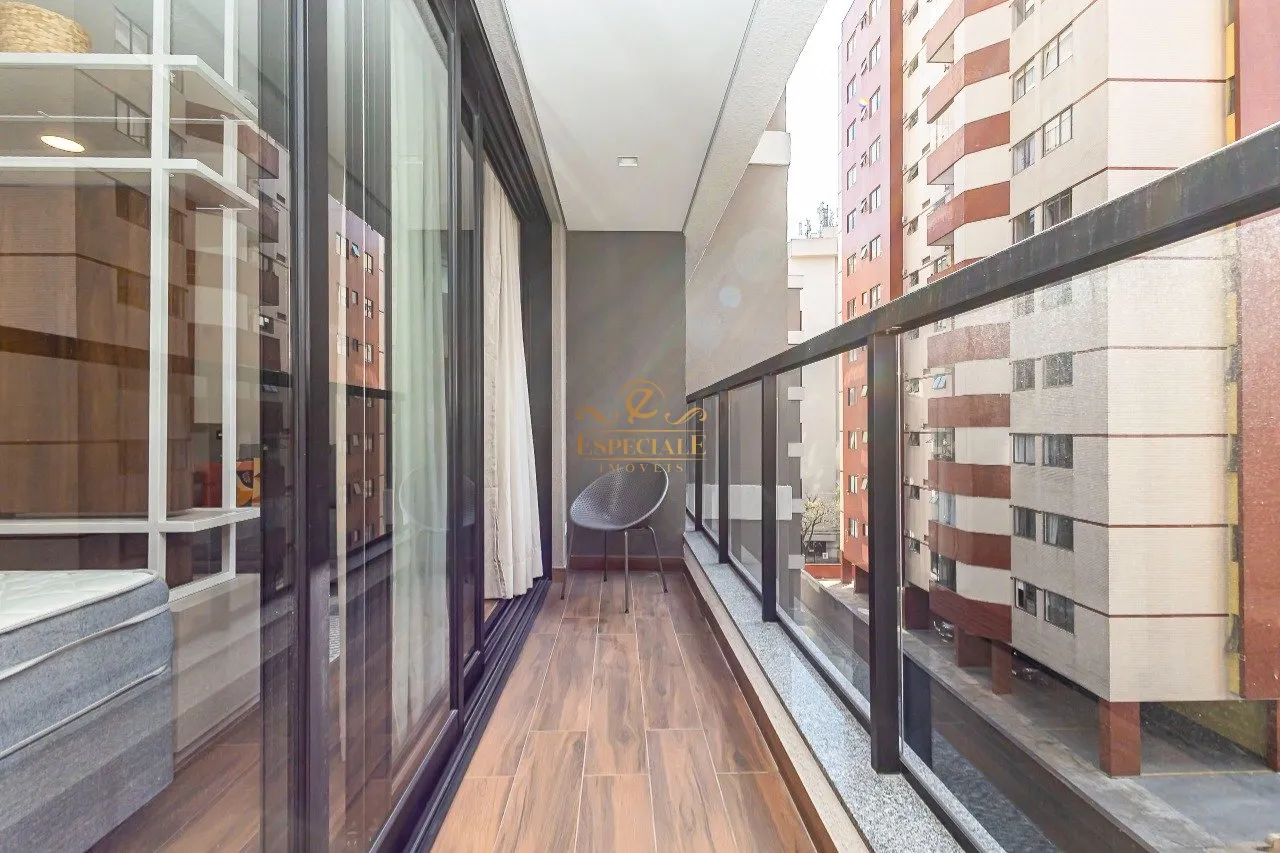 1-bedroom apartment with 35 m² and wood flooring — photo 20