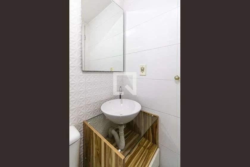 Деревянный пол или ламинат и 2 спальни: квартира 44 м² — photo 47