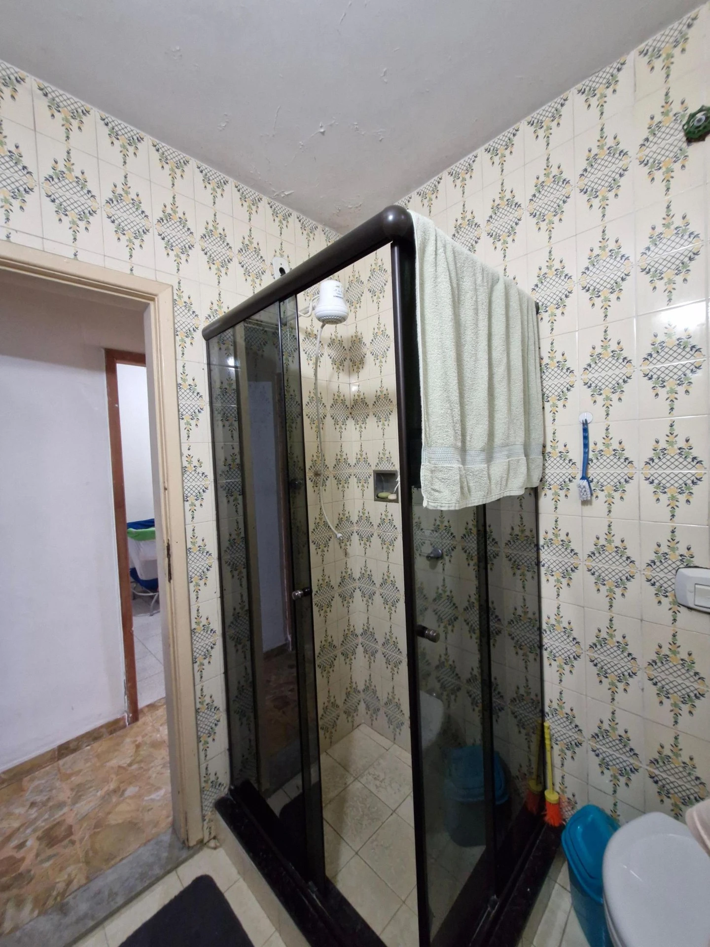 Furnished house with 3 bedrooms, balcony and private garden — photo 17