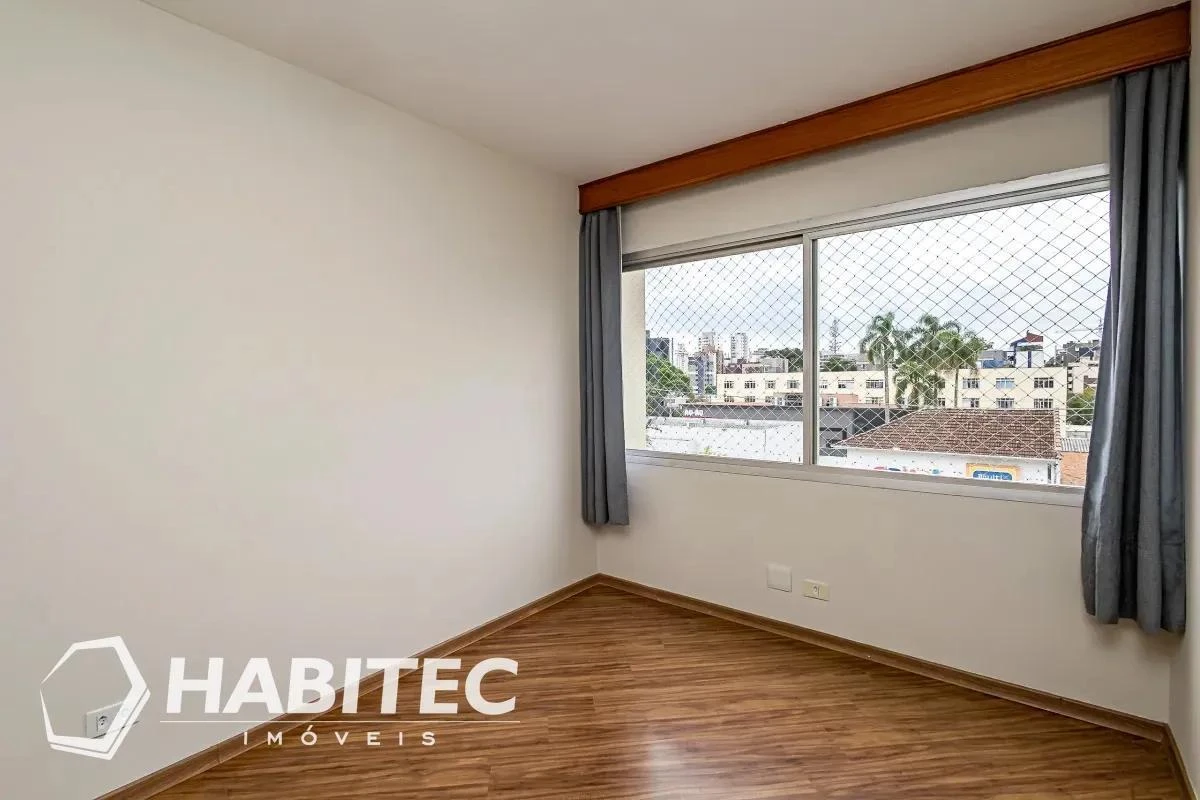 Квартира з 3 спальнями та дерев'яною підлогою або ламінатом — photo 4