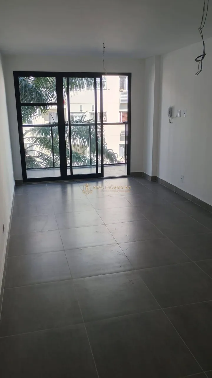 Unfurnished apartment with 2 bedrooms and 2 bathrooms — photo 6