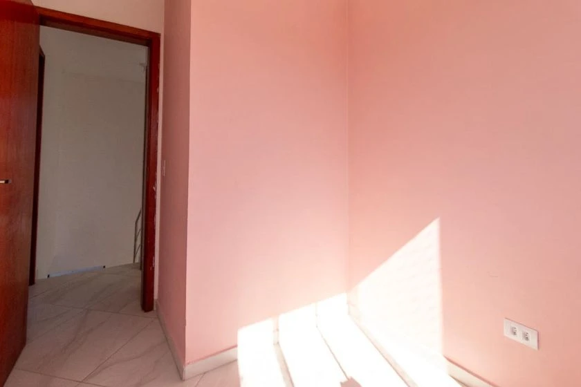 2-bedroom house with a private garden — photo 11