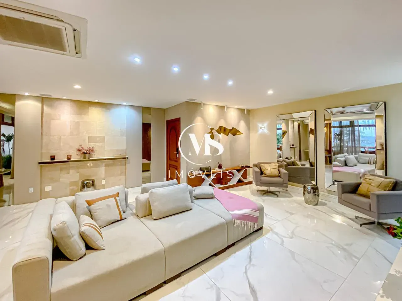 Ванна та 3 спальні: квартира 250 м² — photo 21