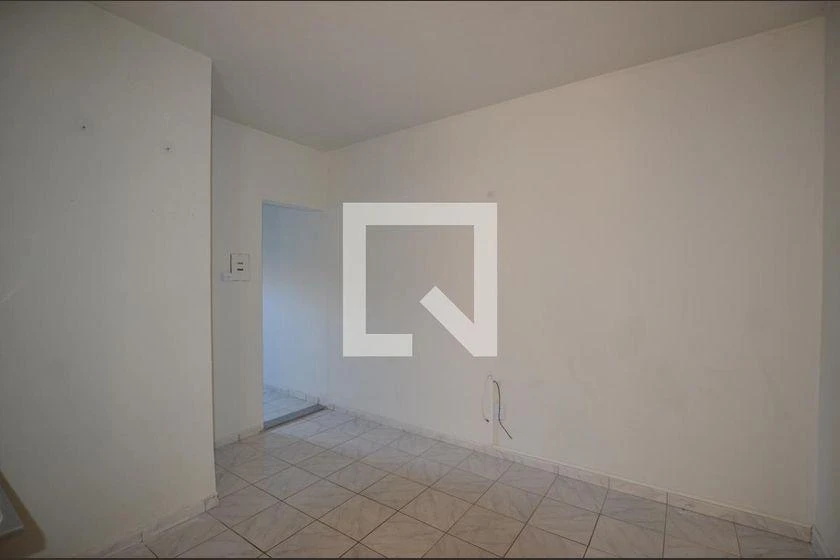 1-bedroom apartment with an electric shower — photo 12
