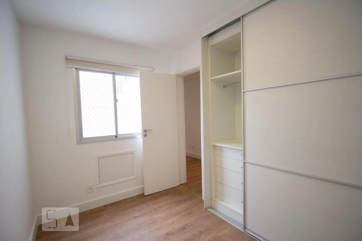 3-bedroom apartment with a balcony and built-in BBQ — photo 34