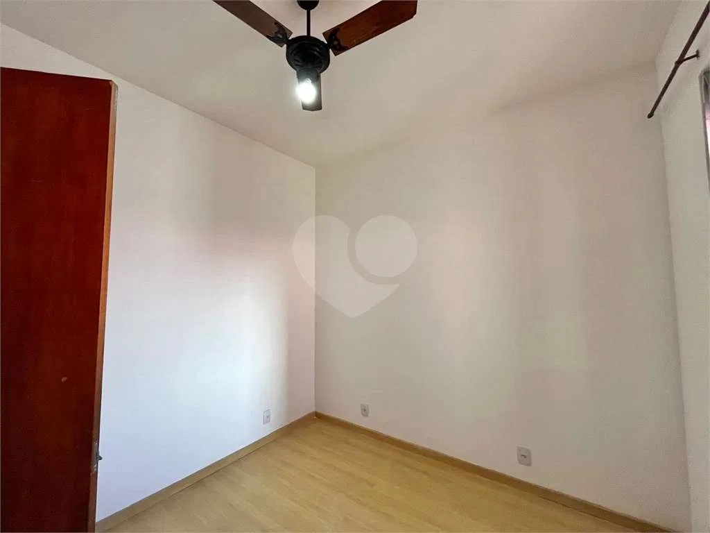 Apartamento com piso de madeira ou laminado, Tijuca — photo 19