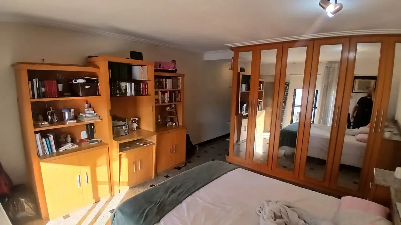 3-bedroom apartment with a bathtub in Rio de Janeiro — photo 41