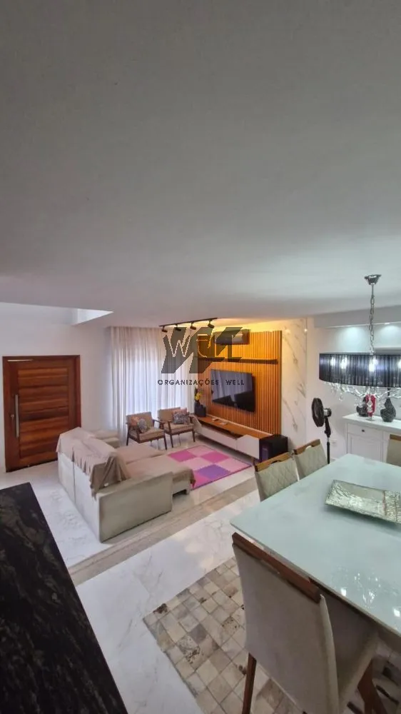 House with 3 bedrooms and an open-plan gas kitchen — photo 12