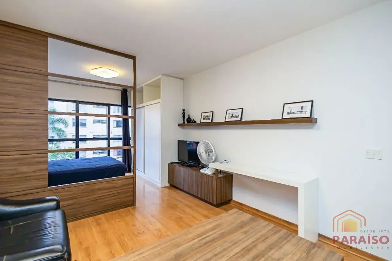 Studio with 1 bedroom, 1 bathroom and a 34 m² compact kitchen — photo 3