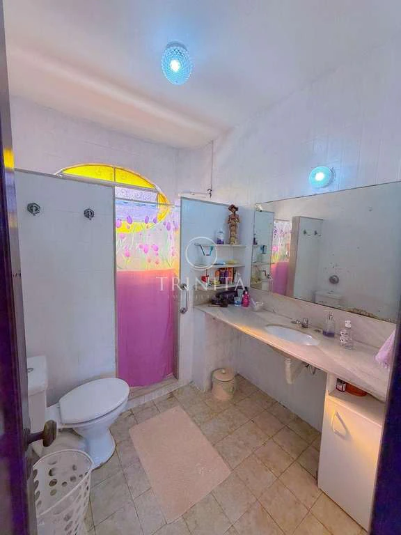 Triplex house with 6 bedrooms and 698 m², 6 parking — photo 19