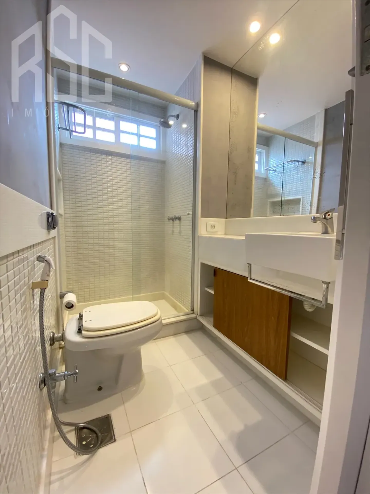 145 m² duplex penthouse with 2 bedrooms and 3 baths — photo 25