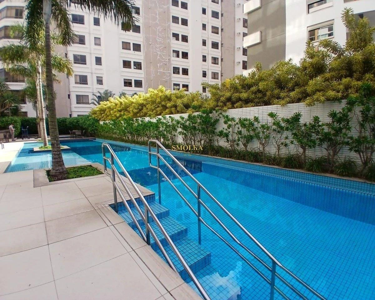 Apartamento com janelas do piso ao teto, Agronômica — photo 15