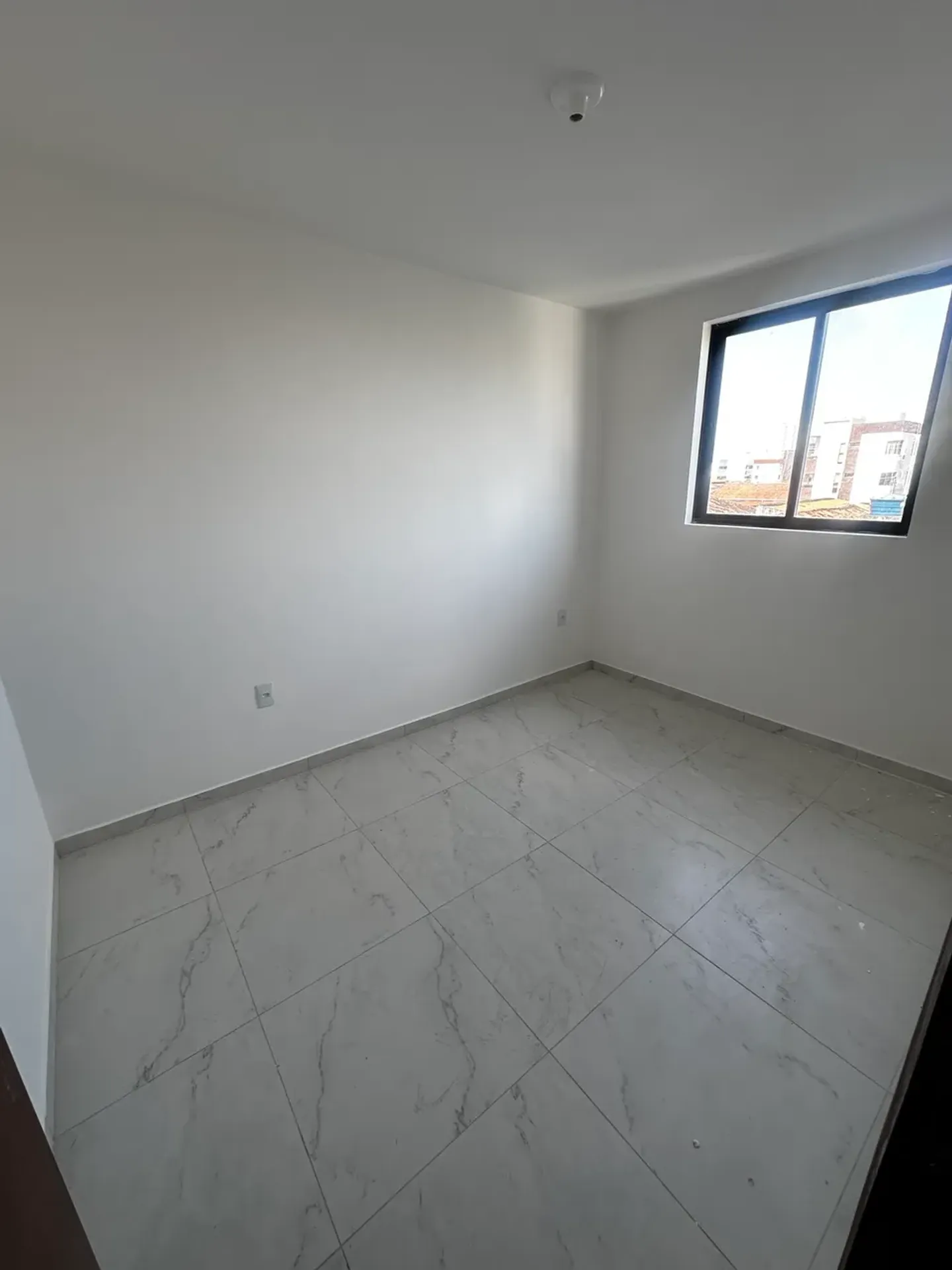 3-bedroom apartment, 1 with its own bathroom, 72 m² — photo 17