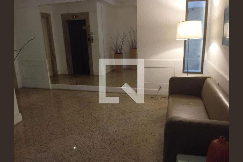 130 m² apartment with 3 bedrooms and a balcony — photo 48
