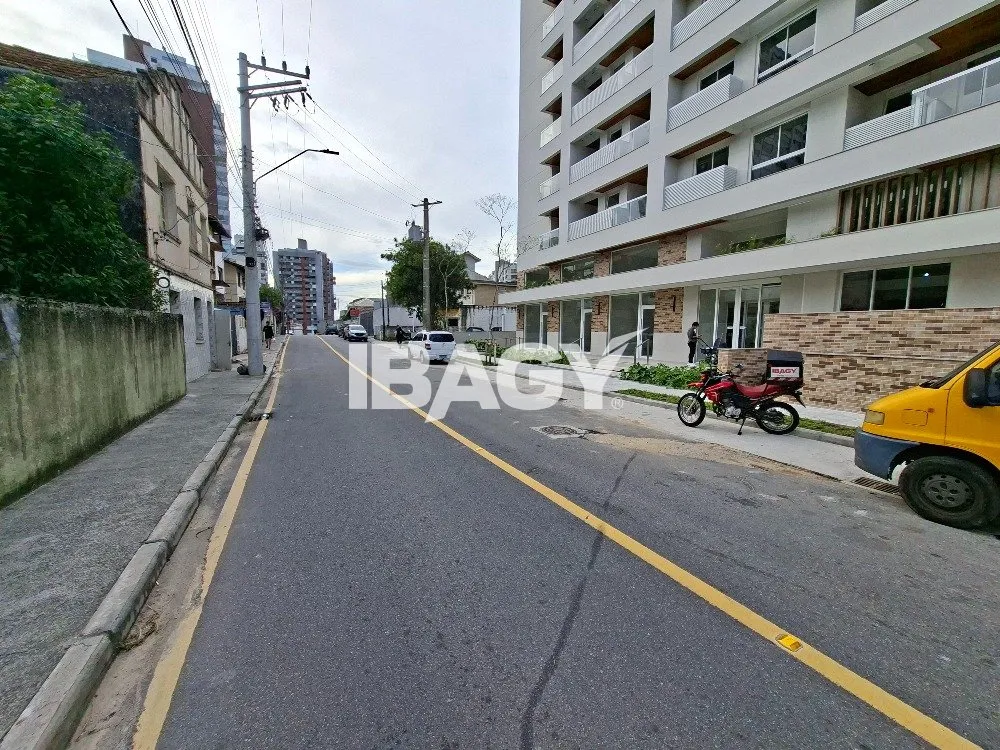 Studio amueblado de 40 m² con cocina integrada — photo 18