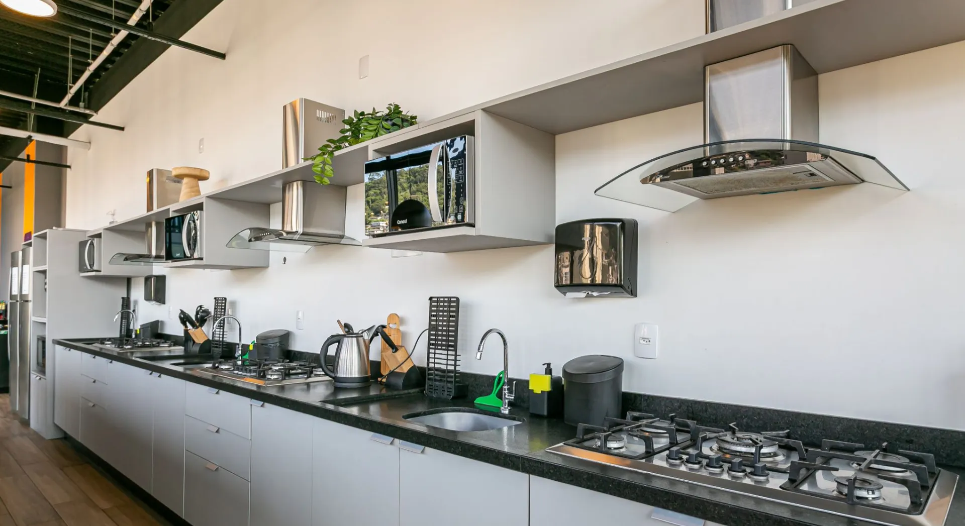 Облаштований студіо 30 м² із власним садом — photo 23
