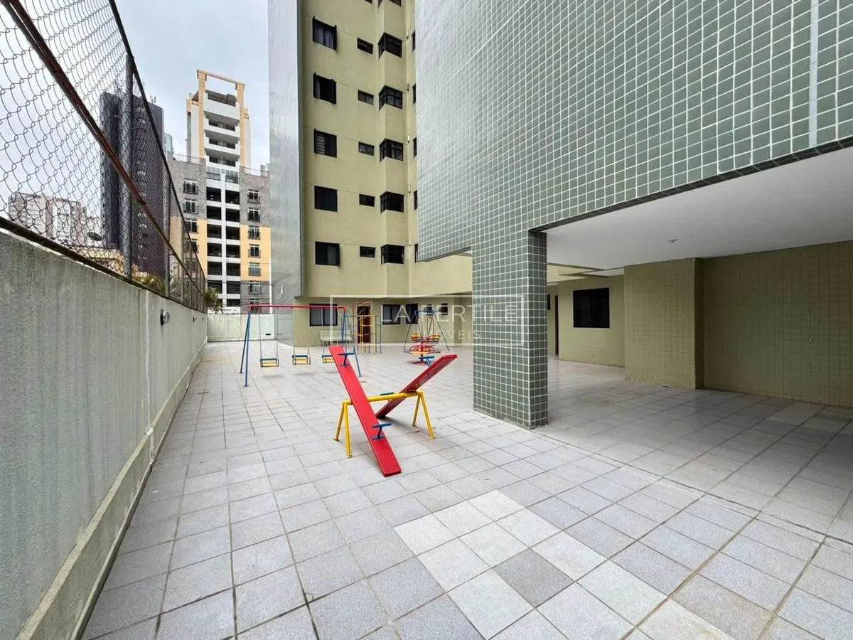 3-bedroom apartment with 4 bathrooms, 184 m² — photo 30