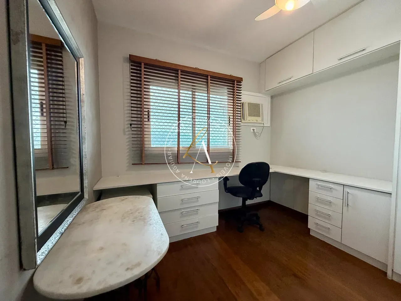 Apartamento mobiliado 140 m² com 4 quartos e 4 banheiros — photo 9